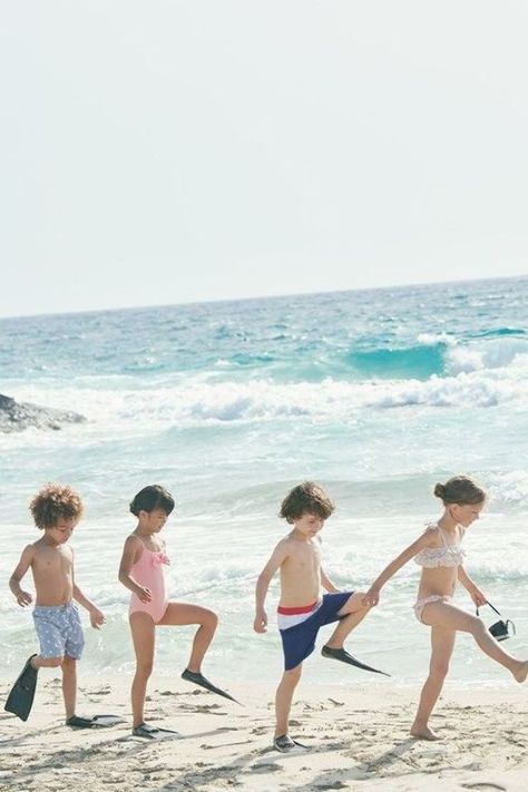 Playing On The Beach, Best Swimwear, Children Playing, Beach Kids, California Dreaming, Kids Swimwear, Augmented Reality, Beach Photos, Summer Kids