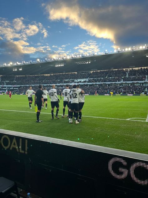 Derby County Wallpaper, County Wallpaper, Goal Celebration, Derby County, Mason Mount, Best Football Team, Re A, Formula One, Football Team