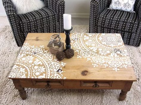 Coffee Table Makeover, Painted Coffee Tables, Stencil Furniture, Table Makeover, Refurbished Furniture, Redo Furniture, Flipping Furniture, Upcycled Furniture, Rustic Furniture