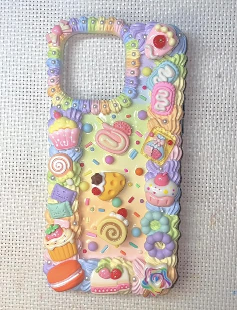 - This is a 100% brandnew handmade cute sweets theme decoden phone case. - We offer adding a personalized name or an inital for FREE (Please specify in the personslization box) - The customer can customize the color theme and some decorations. - Please keep in mind that all of our items are handcrafted, so some decorations may be little different from the ads pictures. - After Receiving the case, it needs to be placed in a dry place for 2-3 days before use. - You can wash it or wipe it but do no Decor Phone Case, Decoden Phone Case Ideas, Decoden Art, Deco Den Phone Case, Deco Phone Cases, Frosting Phone Case, Decoden Notebook, Junk Phone Case, Decora Phone Case