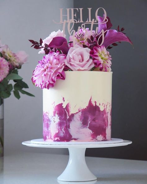 Thirtieth Birthday, 70th Birthday Cake, Bake A Cake, Girly Cakes, Birthday Cake With Flowers, Elegant Birthday Cakes, Cake Decorating Piping, Beautiful Birthday Cakes, Cakes For Women