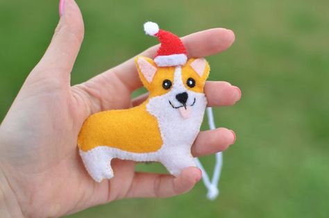 Felt Corgi, Novelty Crochet, Felt Pins, Corgi Ornament, Dog Felt, Felt Dog Ornament, Pocket Pals, Felt Dog, Primitive Doll Patterns