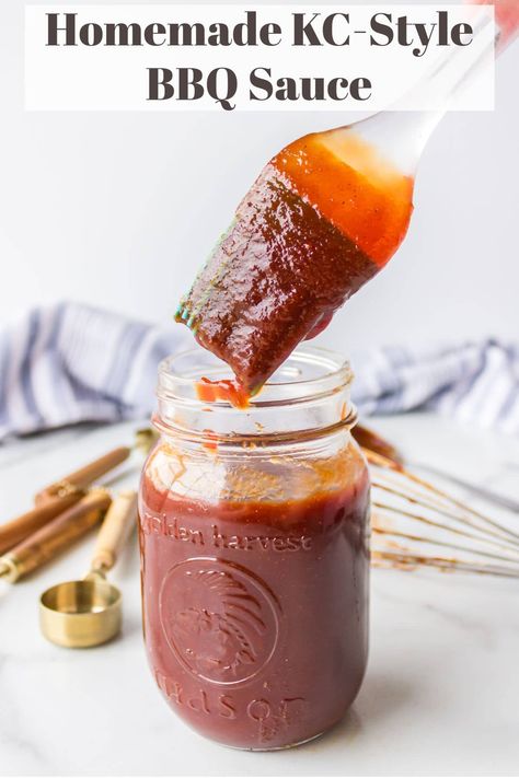 Homemade Kansas City style bbq sauce recipe is a sweet and tangy tomato-based barbecue sauce that's perfect with ribs, beef, chicken, & more! Low Sodium Bbq Sauce Recipe, Kansas City Bbq Sauce Recipe, Low Sodium Bbq Sauce, Honey Bbq Sauce Recipe, Honey Bbq Sauce, Barbecue Sauce Recipes, Barbeque Sauce, Honey Bbq, Spicy Honey