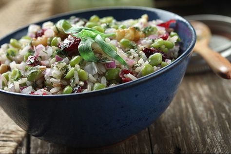 Green Split Pea Salad with Rice and Cranberries Split Pea Salad, Split Pea Recipes, Salad With Rice, Green Pea Salad, Cranberry Appetizer, Pea Salad Recipes, Green Split Peas, Split Peas, Pea Salad