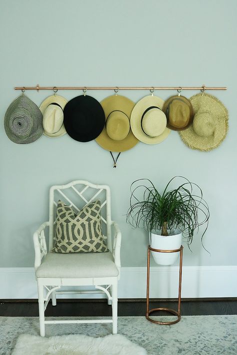 DIY Copper Hat Rack || Darling Darleen Hat Rack Ideas, Copper Diy Projects, Wall Hat Racks, Diy Hat Rack, Interior Farmhouse, Interior Drawing, Interior Unique, Diy Copper, Wall Hats