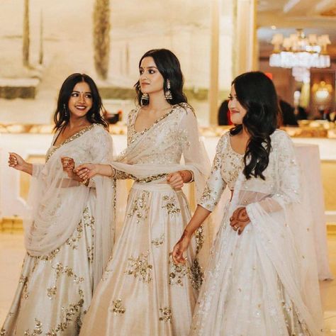 Top Designer Labels For Bridesmaids - Witty Vows Punjabi Bridesmaids Outfits, Punjabi Bridesmaids, Indian Bridesmaids Outfits, Desi Bridesmaids, Indian Wedding Bridesmaids, Astha Narang, Bridesmaid Indian, Bridesmaid Dresses Indian, Indian Bridesmaid Dresses