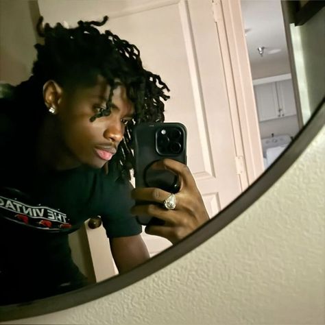 Jazzyguns Youtube, Faceless Dreadhead, Fine Black Studs With Dreads, Brown Skin Dread Head, Dark Skin With Dreads, Fine Dreadheads With Braces, Dreadheads With Braces, Fine Dreadheads 13 Yo, Dark Skin Dreadhead