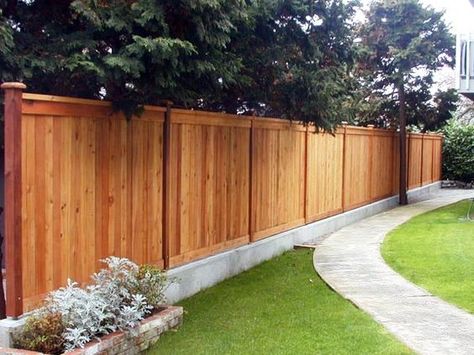 Concrete base for fence found in the UK Backyard Fence Ideas, Privacy Fence Landscaping, Privacy Fence Ideas, Diy Privacy Fence, Privacy Fence Designs, Backyard Fence, Cheap Backyard, Backyard Privacy, Privacy Fences