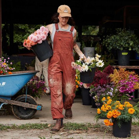 Farmer Woman Aesthetic, Farm Clothing Womens, Womens Gardening Overalls, Woman Farmer Outfit, Women Farm Outfit, Duluth Gardening Overalls, Gardening Overalls For Women, Women’s Farm Wear, Stylish Gardening Outfit