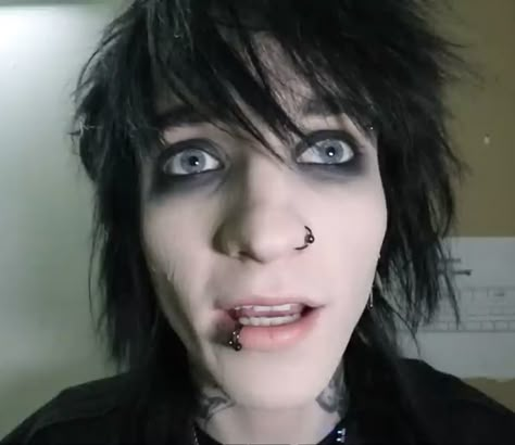 Hot Emo Guy, Jake Weber, Emo Fits, Vampire Bride, Emo Boyfriend, Jake Webber, Emo Men, Emo Boy, Fangirl Problems