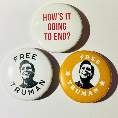 1.5" Metal Pinback Buttons with a TRUMAN SHOW  design.  Choose between "HOW'S IT GOING TO END" or FREE TRUMAN (Yellow) or FREE TRUMAN Black and White, or save on shipping and choose ALL 3! Check out our other listings for more pins & bookmarks & little Tin Box Treasures! These all make the most perfect / inexpensive & unique gifts too! ♡ How's It Going, The Truman Show, Cool Pins, Pinback Buttons, Cute Pins, Button Design, Vintage Buttons, Button Pins, Your Design