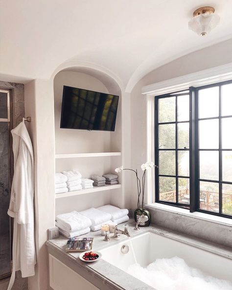 Arielle Lorre on Instagram: “Rainy morning situation 🛁 on the blog today I have a post about how to create an at home spa situation and I also have new posts on:⁣ ⁣ 💖…” Master Ensuite Bathroom Luxury, Arielle Lorre, Tv In Bathroom, Rainy Morning, Master Ensuite, Dream Bath, Master Bath Remodel, Bathroom Goals, Bathroom Redo