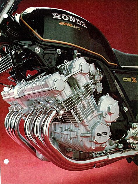 Honda CBX 1000. The world's fastest production motorcycle in 1978-1979. Dethroned by the Suzuki GS1100 ET in 1980. Honda continued the CBX in 1981-82 as a sport touring motorcycle. Cbx 1000, Bike Garage, Honda Motorbikes, Vintage Honda Motorcycles, Soichiro Honda, Motorcycle Magazine, Honda Cbx, Мотоциклы Cafe Racers, Bike Engine