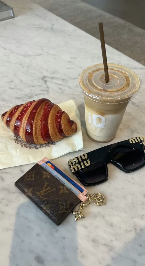 Cafe Vibes, Luxury Lifestyle Dreams, Future Lifestyle, Dream Lifestyle, Life Inspiration, Cup Of Coffee, Aesthetic Food, Luxury Lifestyle, Girly Things