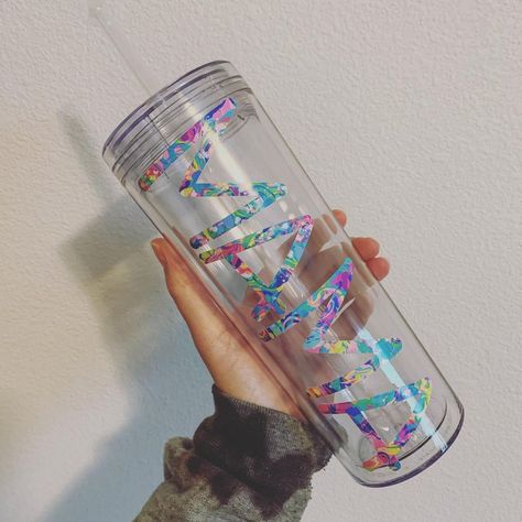 TayCravy Designs on Instagram: “Mama tumbler cups in @sparkleberryink Messy Studio print. Mamas, what is in your cup this morning to give you your mama fuel? #mamafuel…” Mama Tumbler Cups, Mama Cups, Clear Tumbler, Font Bubble, Autumn Wine, Clear Tumblers, Block Fonts, Block Font, Red Opal