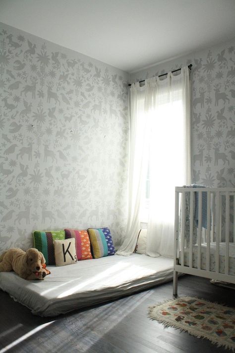 A Gallery of Children's Floor Beds -- so many inspiring rooms... very Montessori! Montessori Beds, Stenciled Walls, Bed On The Floor, Floor Beds, Kids Floor Bed, Trendy Nursery, Montessori Floor Bed, Letter Pillow, Clean Nursery