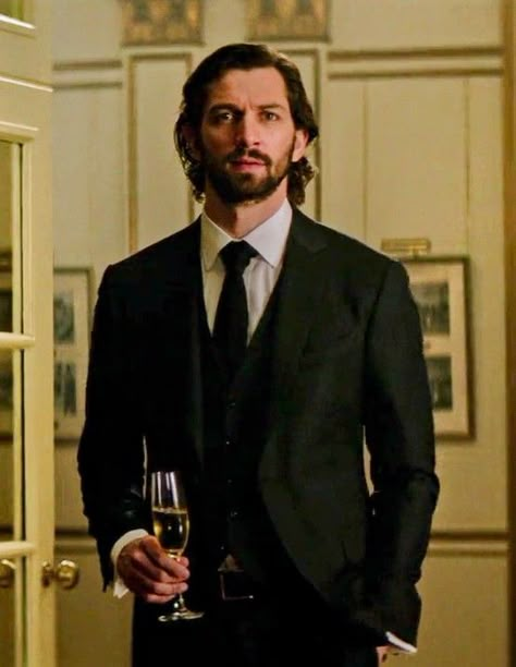 Michiel Huisman Age Of Adaline, Daario Naharis, Michael Huisman, Archers Voice, Age Of Adaline, Michiel Huisman, Academia Clothes, Male Face, Bearded Men