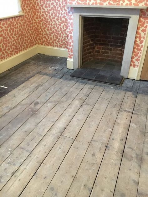 Uncovering old wood floors. Old Wood Floors Restoring, Wood Floor Restoration, Diy Hardwood Floors, Wood Floor Repair, Light Wood Kitchens, Old Wood Floors, Painted Wood Floors, Floor Restoration, Living Room Wood Floor