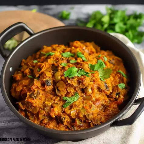 Baingan Bharta Baingan Bharta Recipe, Aubergine Recipes, Bharta Recipe, Baingan Bharta, Aubergine Recipe, Curry Night, Pakistani Recipes, Cheap Meal, Roasted Eggplant