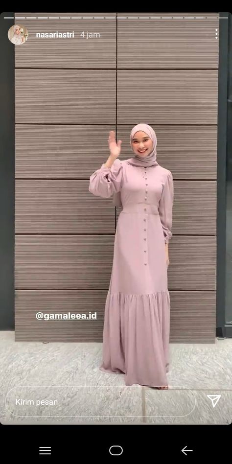 Dress Rayon Hijab, Satin Dress Hijab, Gamis Satin, Detail Clothes, Kondangan Outfit, Special Ocassion Dresses, Lace Ruffle Dress, Dress Korea, Modest Outfit Ideas