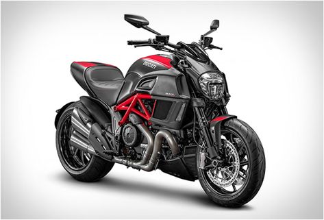 2015 Ducati Diavel Ducati Diavel Carbon, Motor Balap, New Ducati, Ducati Motorcycles, Ducati Scrambler, Ducati Monster, Ducati Diavel, Motor Bike, Cool Motorcycles