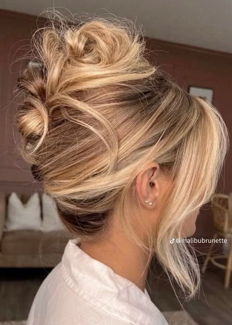 Guest Hair, Messy Updo, Formal Hair, Best Wedding Hairstyles, Hairstyle Trends, Wedding Hair Inspiration, Penteado Cabelo Curto, Wedding Hair Makeup, Bridal Hairstyles