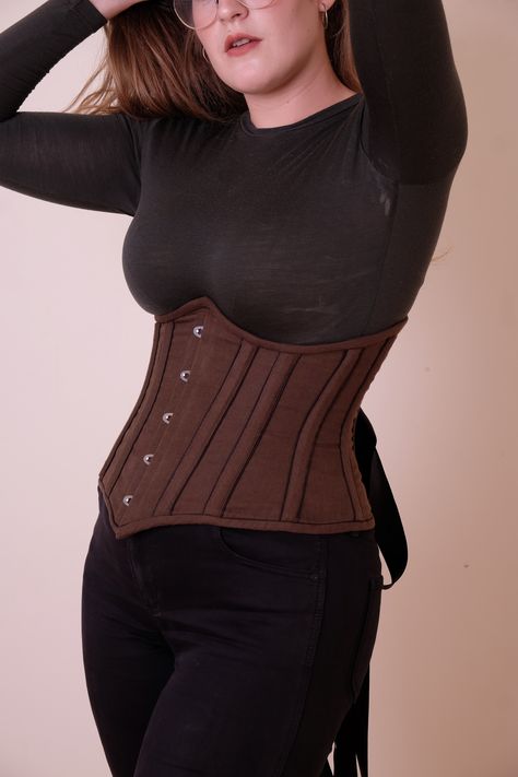 Under-Bust Corset. Outer is 100% Linen, inner is 100% polyester satin. I wanted to test my skills by adding a piping look to each external boning channel. This corset features laceup eyelets at the back, busk, and steel boning. Under Bust Corset, Polyester Satin, Piping, The Back, Turtle Neck, Lace Up, Satin, The 100