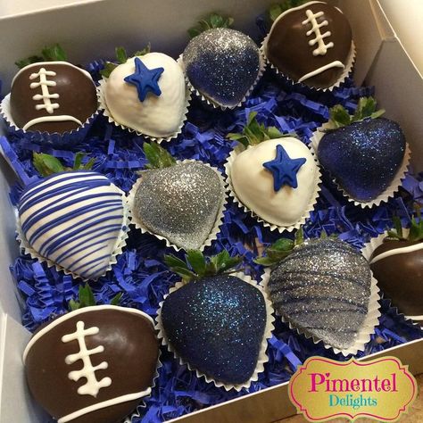 “Dallas Cowboys strawberries. #Yummy #Football #DallasCowboys #Blue #DiscoDust #SoGlam #BirthdayGift #NewChallenge $25” Football Strawberries, Dallas Cowboys Birthday Party, Cowboys Cake, Dallas Cowboys Baby Shower, Dallas Cowboys Cake, Dallas Cowboys Theme, Dallas Cowboys Birthday, Football Desserts, Dallas Cowboys Party