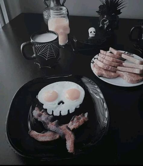 Spooky Souls | I need a spooky breakfast 🖤💀 | Facebook Gothic Breakfast, Goth Breakfast, Spooky Breakfast, Gothic Homes, Halloween Breakfast, Instagram Breakfast, Dark Home Decor, Goth Home, Goth Home Decor