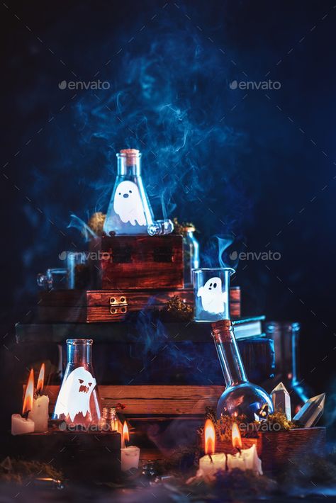 Glow Halloween, Halloween Photography, Magical Book, Inspiring Photography, Still Life Photos, Funny Ghost, Halloween Photoshoot, Phone Wallpaper For Men, Halloween Photos