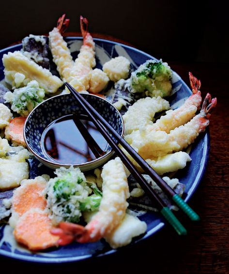 Tempura Sauce Tempura Sauce, Vegetable Tempura, Tempura Prawns, Japanese Desserts, Sushi Recipes, Tempura, Food Plating, Dipping Sauce, Easy Healthy Recipes