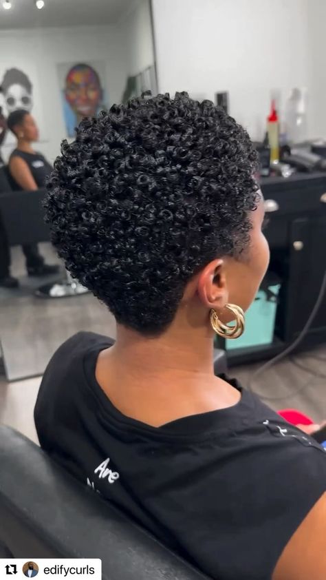 Short Afros For Women Natural Hair, Dark Brown Short Curly Hair, Short Cut Natural Hair Black Women, Haïr Cut For Women, Short Hairstyle Black Woman Natural Hair, Short Natural Styles For Black Women, Short Natural Cuts For Black Women, Short Natural Haircuts For African Women, Short Natural Hairstyle Women Black Woman