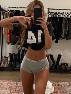 Fitness Inspiration Body, Foto Poses, Body Inspiration, Mode Inspiration, Fashion Killa, Comfy Outfits, Cute Casual Outfits, Fitness Inspo, Body Goals