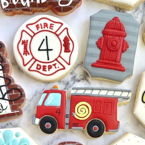 Jenny Evans on Instagram: "Firefighter birthday cookies for Mr. Connor!! 🚒🔥🧑🏻‍🚒 . Inspiration from - @cookietherapy18 (water hose) @thesweetpeacookieco (helmet) @sweetislandcookieco (hydrant) . . . #firefightercookies #firemancookies #firefighterbirthday #firetruckcookies #birthdaycookies #decoratedsugarcookies #decoratedcookies #customcookies #edibleart #cookieart #cookieartist" Firehouse Cookies Decorated, Firefighter Cookies Decorated, Firefighter Cookies, Fire Hydrant Cookies, Police Cookies, Firefighter Cookie, Truck Cookies, Girl Firefighter, Firefighter Birthday