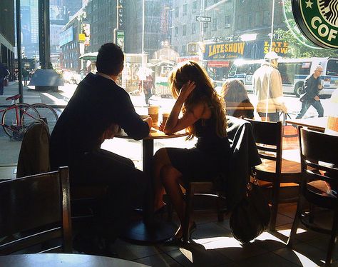 Dreaming of a Future Together @ Starbucks Clary And Simon, Kino Box, Vanessa Abrams, The Wombats, Day Date Ideas, Jenny Humphrey, The Sartorialist, Aaron Warner, Chuck Bass