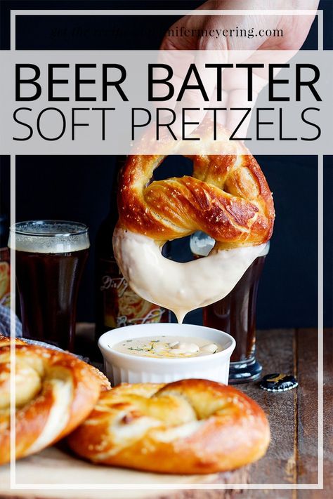 Beer Food Pairings, Cheese Dipping Sauce, Beer Pretzels, Soft Pretzel Recipe, Beer Cheese Dip, Homemade Pretzels, Homemade Beer, Homemade Soft Pretzels, Cooking With Beer