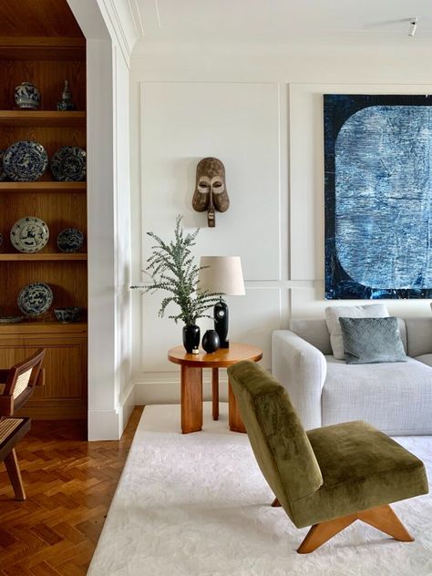 Mid Century Apartment, Lisbon Apartment, French Designers, Room Inspired, Mid Century Interior, Mid Century Living Room, Apartment Projects, Mid Century Modern Living Room, Mid Century Modern Interiors