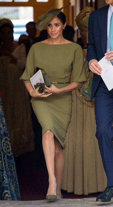 Meghan Markle: Royal Family Members Attend Prince Louis' Christening Christening Outfit Women, Green Monochromatic Outfit, Modest Wardrobe, Prince Louis, Meghan Markle Style, Wardrobe Makeover, Style Royal, Royal Clothing, Monochromatic Outfit