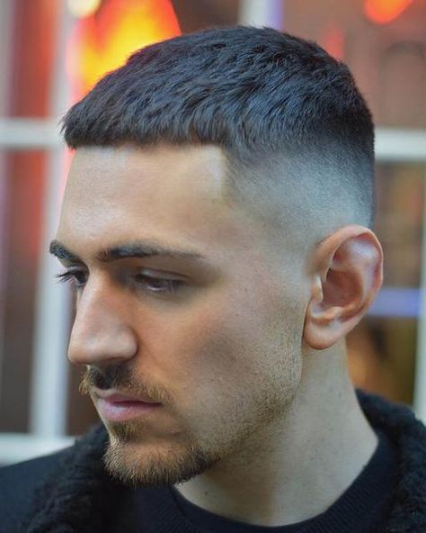 Crop Haircuts For Men To Show Your Barber In 2018 | Mens Crop Hairstyles | Crop Haircut Men Mens Cropped Hair, Crew Cut Hair, Hipster Haircuts For Men, Caesar Haircut, Short Cropped Hair, Edgars Haircut, Crop Haircut, Crop Hair, Mens Hairstyles Thick Hair