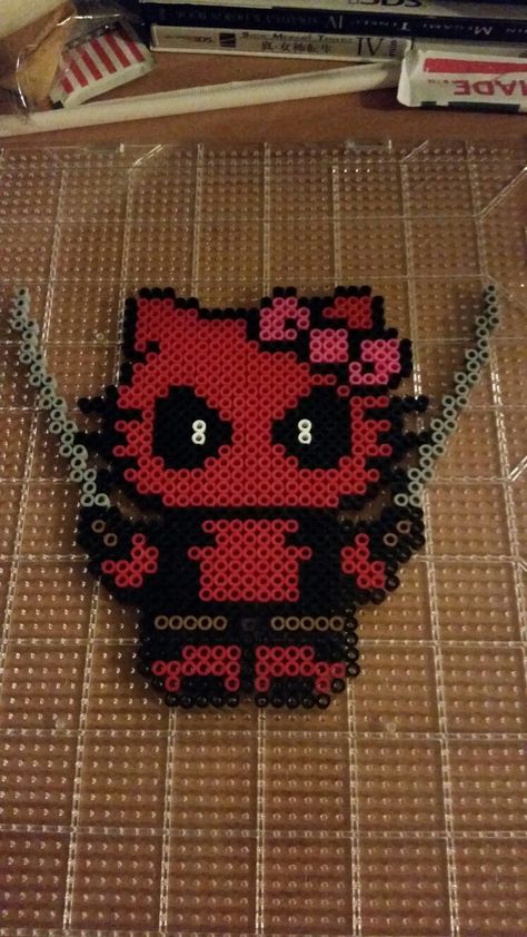 Gengar Perler Bead Pattern, Scream Perler Bead Patterns, Hello Kitty Bead Pattern, Perler Bead Album Cover, Funny Perler Beads, Melty Beads Ideas Easy, Deadpool Hello Kitty, Perler Beads Designs Easy, Iron Beads Pattern