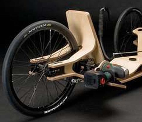 Recumbent Trikes, Wooden Bicycle, Trike Bicycle, Wood Bike, Recumbent Bicycle, Not Human, Biking Diy, Diy Go Kart, Wooden Bike