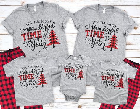 Cricket Ideas, Matching Family Christmas Pajamas, Christmas Pj, Buffalo Plaid Shirt, Fall Shirts Women, Matching Christmas Shirts, Cricut Christmas, Christmas Clothes, Sign Making