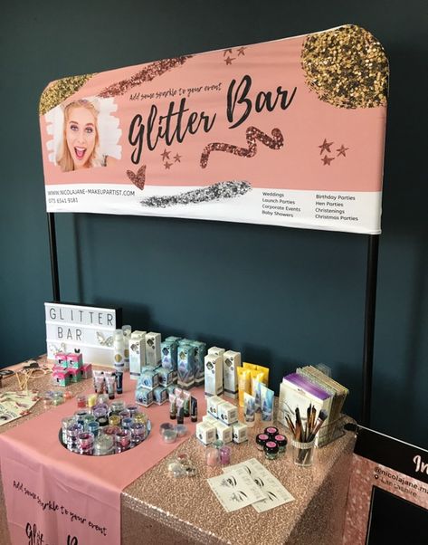 Henna Station At Party, Gliter Bar Stand, Glitter Bar Wedding, Event Planner Office Decor Ideas, Glitter Bar Ideas, Event Planner Office, Glitter Station, Stand Glitter, Sweet 16 Makeup