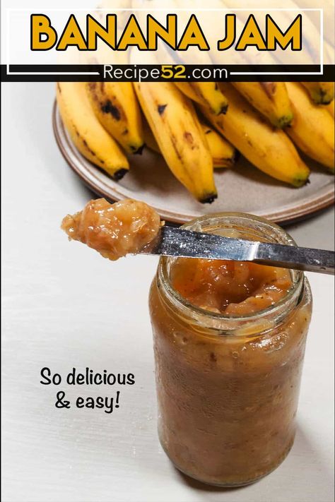 In just 45 minutes, turn your bananas into a sweet-smelling banana jam with just 3 ingredients. No pectin is required! This recipe is super simple even if you are new to jam-making. Banana Syrup Recipe, Canning Banana Butter, Banana Jelly Recipe, Banana Pepper Jelly Recipe, Banana Canning Recipes, Banana Jam Recipe Canning, How To Make Healthy Jam, Banana Preserves, Canning Bananas