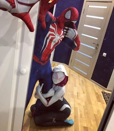 Halloween Parejas, Spiderman Suits, Couples Halloween Outfits, Cute Couple Halloween Costumes, Cute Couple Outfits, Cute Relationship Photos, Matching Couple Outfits, Cute Couples Photos, Cute Halloween Costumes