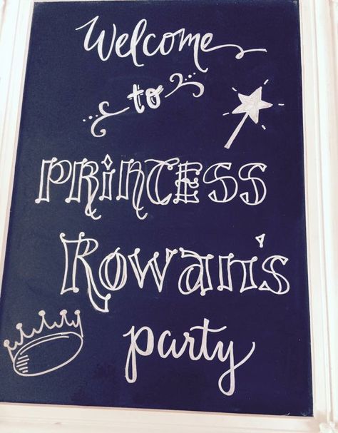 Princess Birthday Chalkboard Sign, Princess Chalkboard Art, Diy Birthday Sign, Blackboard Ideas, Chalkboard Clipart, Chalk Designs, Party Chalkboard, 5th Birthday Girls, Princess Theme Birthday