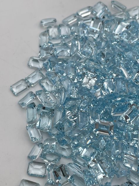 Aquamarine Gemstone Aesthetic, Aquamarine Aesthetic, Light Blue Colour, Aquamarine Gem, Ocean Depth, Mohs Scale, Latin Words, Everlasting Love, Aquamarine Gemstone