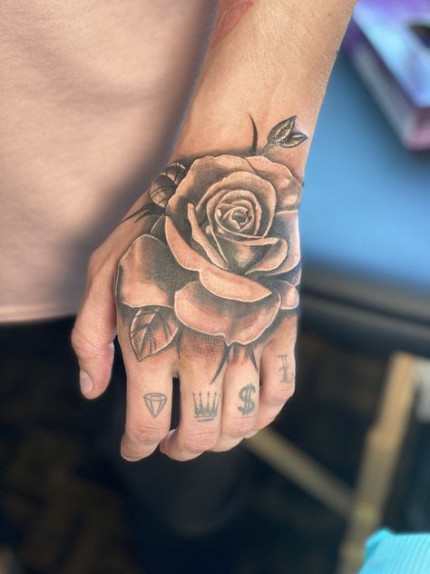 Tatoos Men Ideas Hand, Rose Hand Tattoo Men, Hand Tattoos Rose, Hand Rose Tattoo, Rose Tattoo Hand, Wrist Tattoo Cover Up, Tattoos Rose, Rose Drawing Tattoo, Rose Hand Tattoo