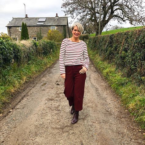 Midlife lately and what I wore in November - Midlifechic Midlife Fashion, Tomboy Chic, Midlife Women, Button Cardigan, Round Up, In November, What I Wore, Lifestyle Blog, Harem Pants