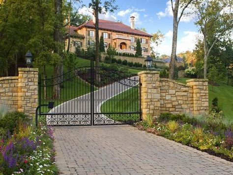 ~Alan Jackson~ Tuscan Style Villa, Gated Entrance, Driveway Entrance Landscaping, Mansion Homes, Nashville Real Estate, Estate Interior, Driveway Entrance, Entrance Gates Design, Driveway Landscaping